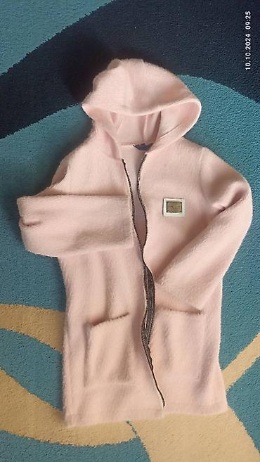 Верхняя одежда: Куртки кофты для девочки весенние,зимние и осенние размер до 15 лет at lalafo.kg — 5 Верхняя одежда: Куртки кофты для девочки весенние,зимние и осенние размер до 15 лет — 5