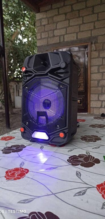Elektronika: Her şeyi islekdi teze alinib deyerinnen asagi satilir,pultu var
