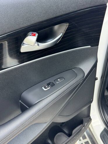 Kia: Kia Sorento: 2019 г., 2 л, Автомат, Дизель, Кроссовер — 9