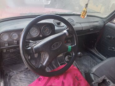 VAZ (LADA): Model: Lada (VAZ) klassik sedan Yanacaq sistemi: karbürator Sürətlər — 3