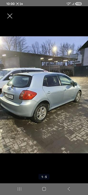 Toyota: Toyota Auris: 2007 г., 1.6 л, Механика, Бензин, Хэтчбэк — 2