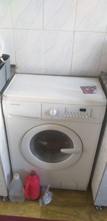 пральна машина бу: Стиральная машина Electrolux, Б/у, Автомат, До 5 кг, Узкая