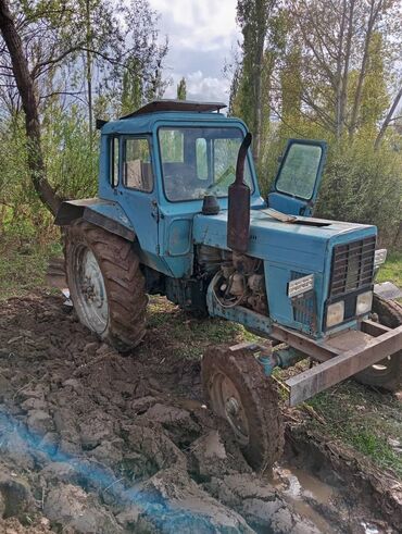 Тракторы: Срочно срочно срочно сатылат МТЗ 80 пресс подборщик Кыргызстан сеялка