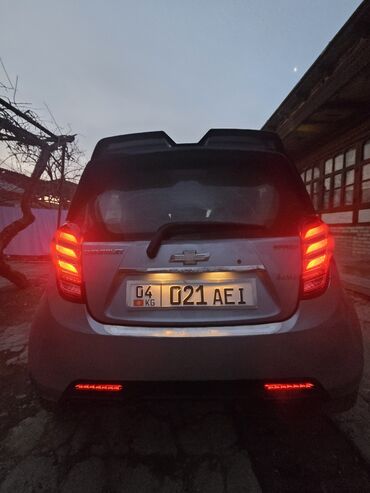 Chevrolet: Chevrolet Spark: 2011 г., 1 л, Механика, Газ, Хэтчбэк — 5