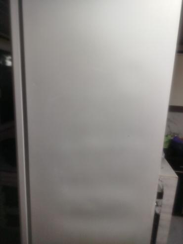dekko plus: Холодильник Indesit, двухкамерный, белый. - Классическая компоновка — 1