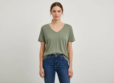lidl tshirt: Stradivarius, Women`s T-shirt, size S