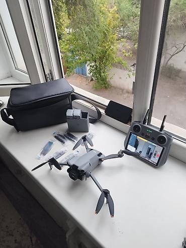 mac mini 4: DJI Mavic 5 (серия) с пультом DJI RC (встроенный экран) Комплектация — 1