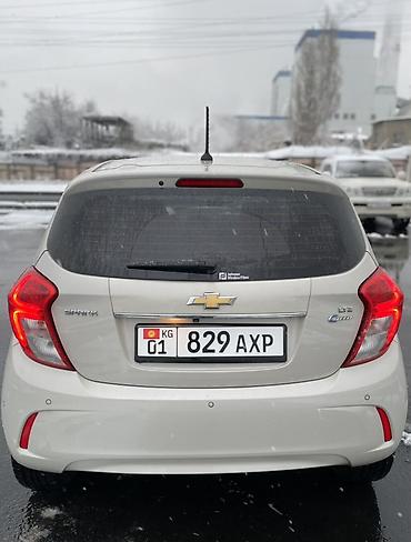 Chevrolet: Chevrolet Spark: 2016 г., 1 л, Вариатор, Бензин, Хэтчбэк — 4