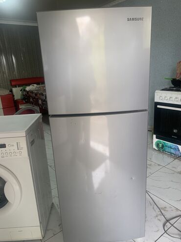 Холодильники: Холодильник Samsung, Б/у, Двухкамерный, No frost, 50 * 140 *