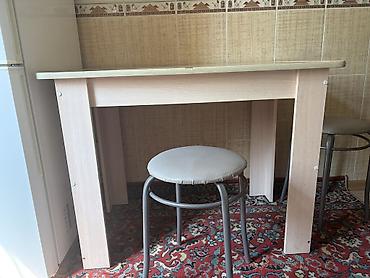 study table: Кухонный стол и стул, Б/у, Самовывоз, цвет - Бежевый — 3