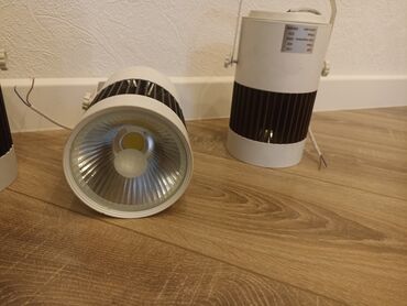 Vitrin üçün aksesuarlar: Витринная лампа в рабочим состоянии ( КОБ)