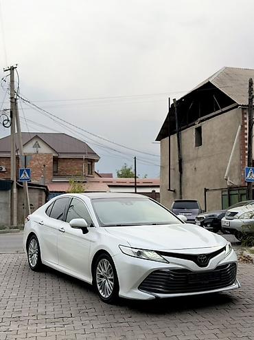 Toyota Camry: 2018 г., 2.5 л, Автомат, Бензин, Седан