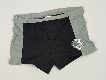 bluzki czarne z krótkim rękawem: Krótkie spodenki, Cherokee, 10 lat, 134/140, stan - Dobry