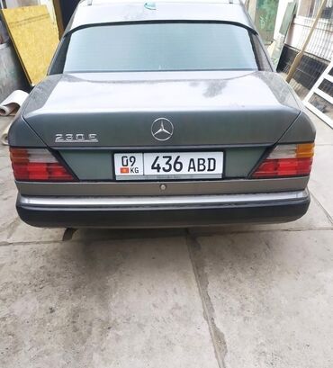 ангела е39: Mercedes-Benz 230: 1988 г., 2.3 л, Механика, Бензин, Седан