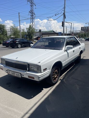 нива бу: Nissan Laurel: 1986 г., 2.8 л, Механика, Дизель, Седан