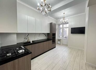 Продажа квартир: 1 комната, 52 м², Элитка, 4 этаж, Евроремонт