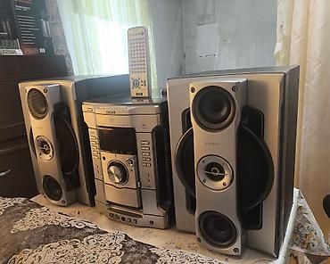 tap az musiqi merkezi: SONY mhc gn770 Güclü sirkəliyən BASS canavarı. Kalonkanın hər biri 220 — 2