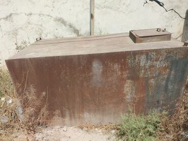 Suvarma sistemləri: Bak, Metal, 3000 l l, İşlənmiş