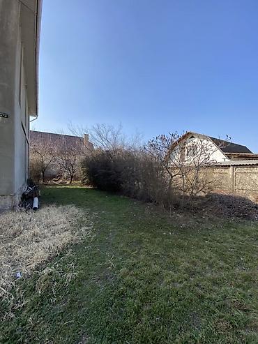 Продажа коттеджей и домов: Продаётся 2‑х этажный дом Локация: Ак-Орго ж/м Характеристики: - — 11