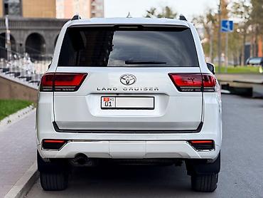 byd yuan plus 2026: Toyota Land Cruiser: 2022 г., 3.5 л, Автомат, Бензин, Внедорожник — 4