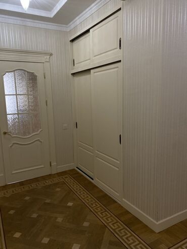 Долгосрочная аренда квартир: 4 комнаты, С мебелью полностью — 8