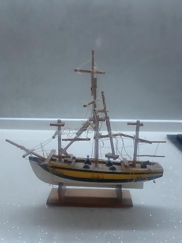suviner pullar: Сувенир кораблик. Деревянный 2 штуки
20x22
20x18 — 3