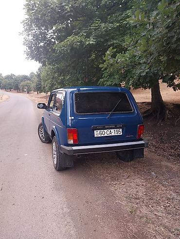 masın satısı: VAZ (LADA) 4x4 Niva: 1.7 l | 2015 il 11000 km Ofrouder/SUV — 3