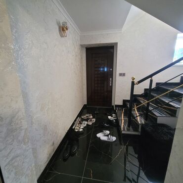 Həyət evləri və villaların satışı: Suraxanı 7 otaqlı, 408 kv. m — 25