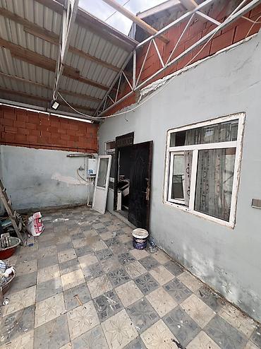 heyet evi yasamal: Bineqedi 3 otaqli heyetine mawin giren kobisi var ev umumi isti poldu — 3