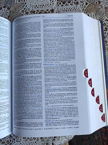 Lüğətlər: Oxford Advanced Learner's Dictionary (7th Edition) satılır. Kitab — 3