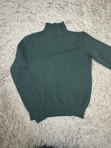 розовые мужские кофты: Tünd yaşıl rəngdə, uzunqol boğazlı sviter. - Klassik turtleneck