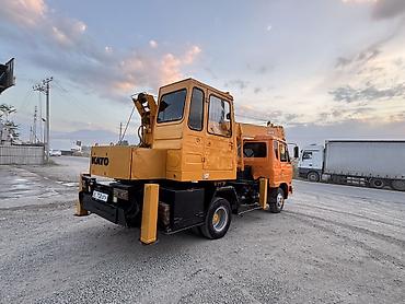 тон май алам: Автокран, Nissan, 1994 г., 21 м — 6