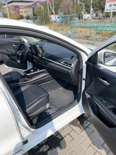 BYD: BYD : 2020 г., Робот, Электромобиль, Хэтчбэк at lalafo.kg — 11 BYD: BYD : 2020 г., Робот, Электромобиль, Хэтчбэк — 11