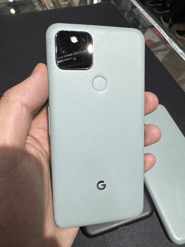 привозные телефоны это: Google Pixel 5, Б/у, 128 ГБ, цвет - Зеленый, 1 SIM, eSIM
