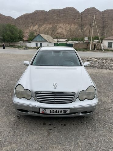nissan skajlajn: Mercedes-Benz C-Class: 2002 г., 2 л, Автомат, Бензин, Седан