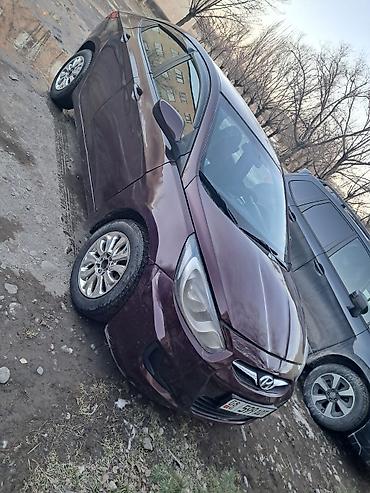 солярись: Hyundai Solaris: 2011 г., 1.6 л, Автомат, Бензин, Седан — 10