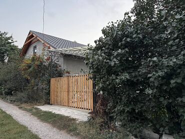 загородные дома бишкек: Дом, 80 м², 3 комнаты, ПСО (под самоотделку)