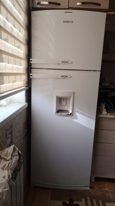 Техника для кухни: Б/у Холодильник Beko, Двухкамерный, цвет - Белый