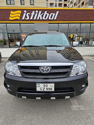 Toyota: Toyota Fortuner: 2.7 l | 2005 il Ofrouder/SUV — 3