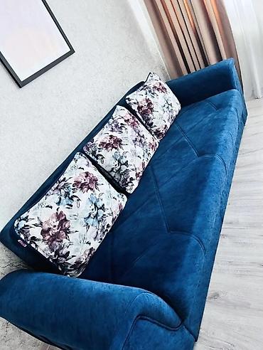 Divan – 200₼ • Bazalı model: içində geniş saxlama b⁸ölməsi • Rəng