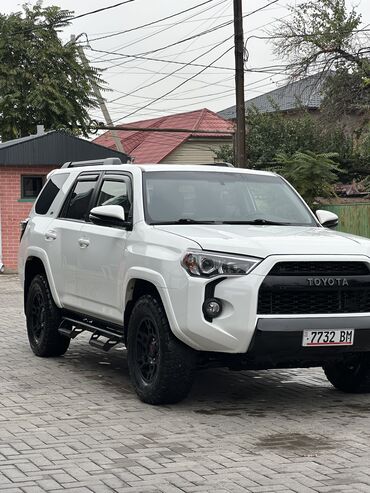 тойа: Toyota 4Runner: 2018 г., 4 л, Автомат, Бензин, Внедорожник