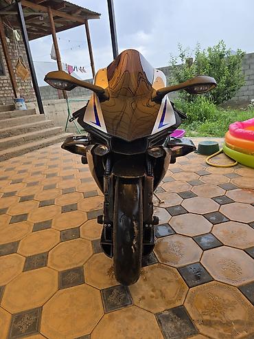 yamaha yzf: Yamaha YZF‑R1 
год 2017
13000 км 
нет обмена — 4