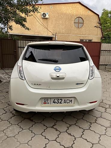 Продажа авто: Nissan Leaf: 2014 г., 0.1 л, Автомат, Электромобиль, Хэтчбэк — 2