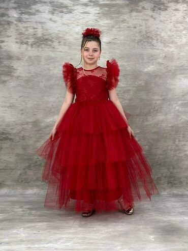 Haljine: Odmah dostupne haljinice za princezice od 6 do 12 godina u kompletu sa na lalafo.rs — 11 Haljine: Odmah dostupne haljinice za princezice od 6 do 12 godina u kompletu sa — 11
