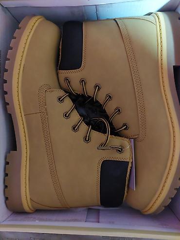 Čizme: Čizme Lusso – muški model - Boja: žuta (camel) sa crnim ojačanjem oko — 10