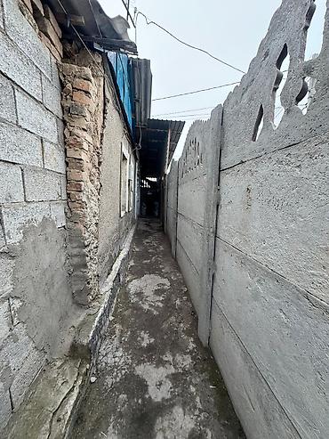 Продажа коттеджей и домов: Продаётся дом в г. Шопоков, ул. Заводская / Первомайская. Площадь — 8