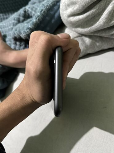 Apple iPhone: IPhone 11, Б/у, 128 ГБ, Черный, Защитное стекло, 89 % — 5