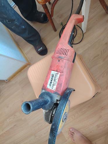 Laqonda künç daşlayıcı işlək vəziyyətdədir (Angle Grinder) – Siemens