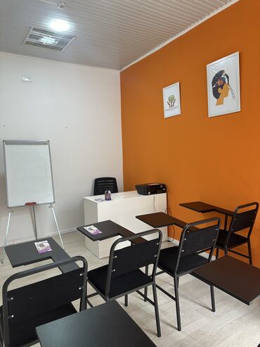 Digər kommersiya daşınmaz əmlakı: 1saatlıq otaq 10 azn. Günlük 40 azn. Aylıq 350 azn Psixoloqlar üçün — 2