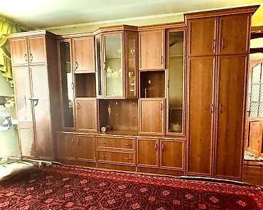 berber mirror second hand: Стенка-шкаф, Тип стенки-шкафа: Горка, Для зала, Б/у, Особенности: Для хранения посуды — 1
